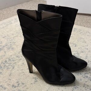 Adrienne Vittadini Black Heeled Boots